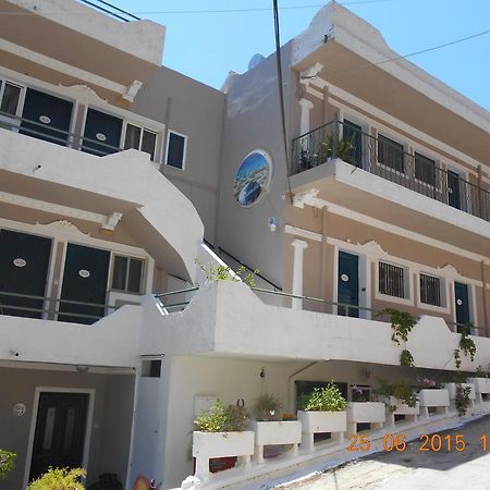 Mina Apartments Порос Экстерьер фото